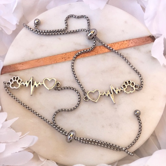 Paw Print Heartbeat Silver Adjustable Bracelet NWT - Picture 2 of 4